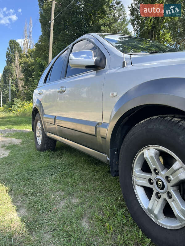 Внедорожник / Кроссовер Kia Sorento 2004 в Запорожье