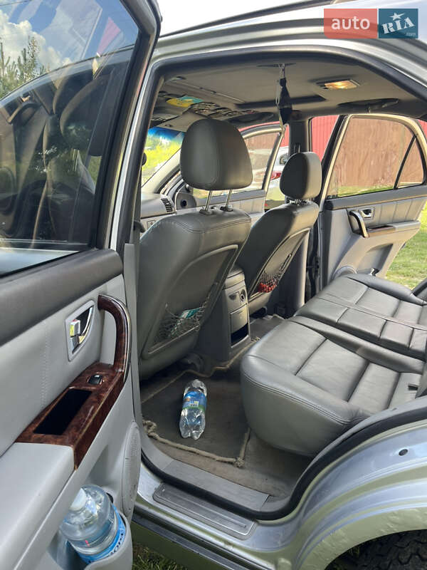 Внедорожник / Кроссовер Kia Sorento 2004 в Запорожье
