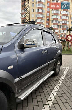 Внедорожник / Кроссовер Kia Sorento 2004 в 