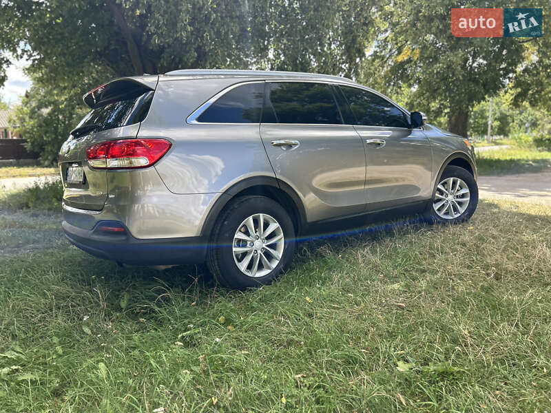 Внедорожник / Кроссовер Kia Sorento 2016 в Виннице фото 39 Внедорожник / Кроссовер Kia Sorento 2016 в Виннице