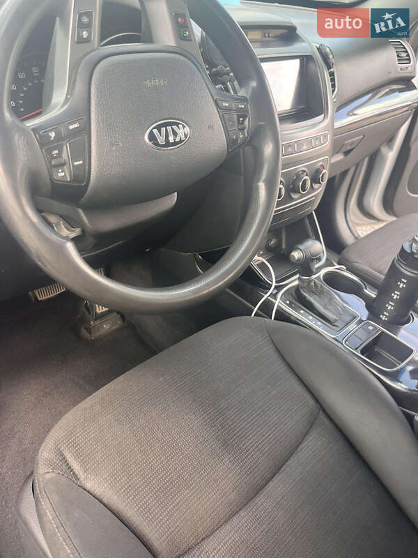 Позашляховик / Кросовер Kia Sorento 2013 в Ірпені