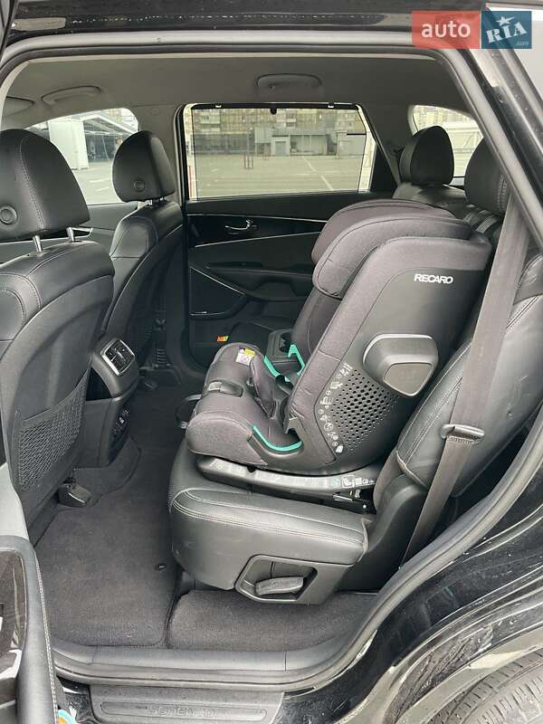 Внедорожник / Кроссовер Kia Sorento 2017 в Киеве фото 33 Внедорожник / Кроссовер Kia Sorento 2017 в Киеве