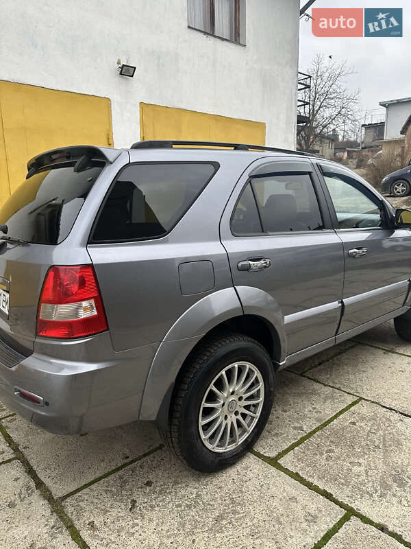 Внедорожник / Кроссовер Kia Sorento 2007 в Черновцах
