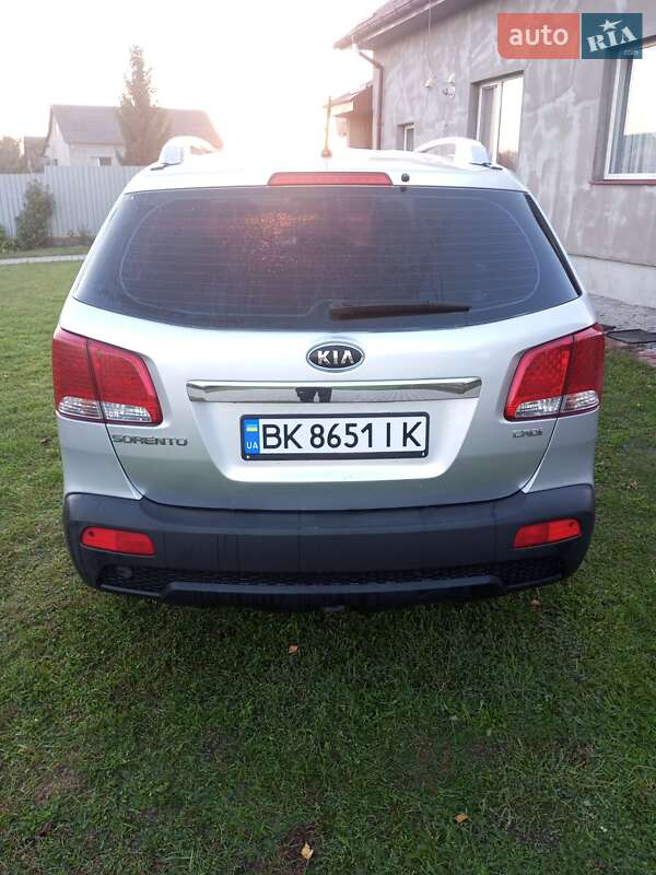 Внедорожник / Кроссовер Kia Sorento 2010 в Радивилове