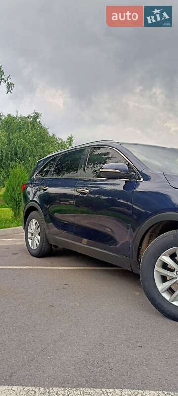 Внедорожник / Кроссовер Kia Sorento 2016 в Хмельнике