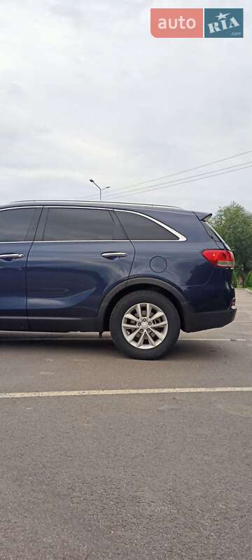 Внедорожник / Кроссовер Kia Sorento 2016 в Хмельнике