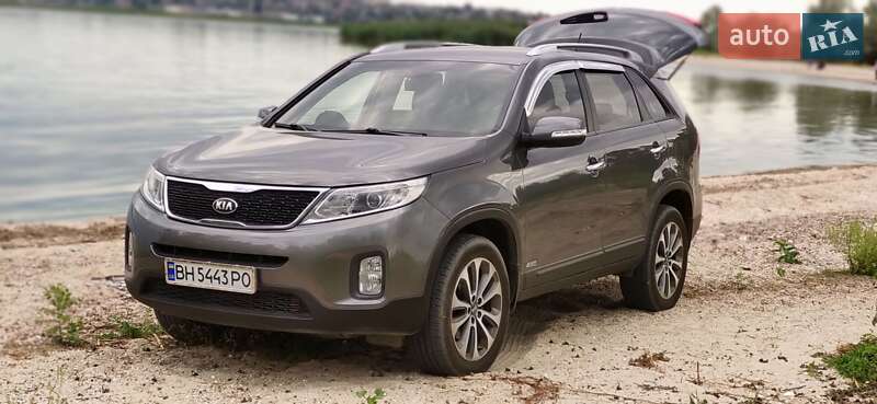 Внедорожник / Кроссовер Kia Sorento 2013 в Белгороде-Днестровском