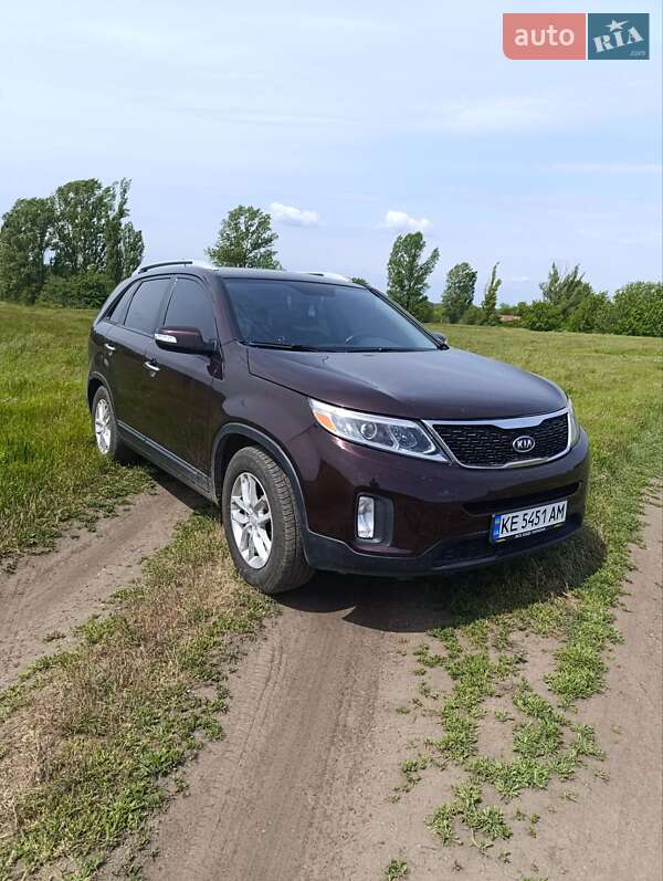 Внедорожник / Кроссовер Kia Sorento 2013 в Царичанке