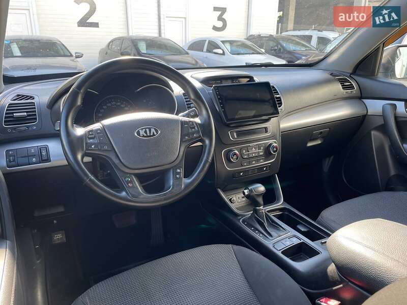 Внедорожник / Кроссовер Kia Sorento 2012 в Одессе