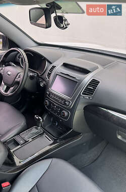 Внедорожник / Кроссовер Kia Sorento 2013 в 