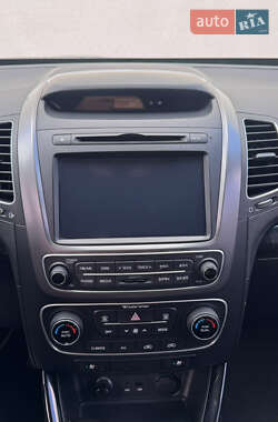 Внедорожник / Кроссовер Kia Sorento 2013 в 
