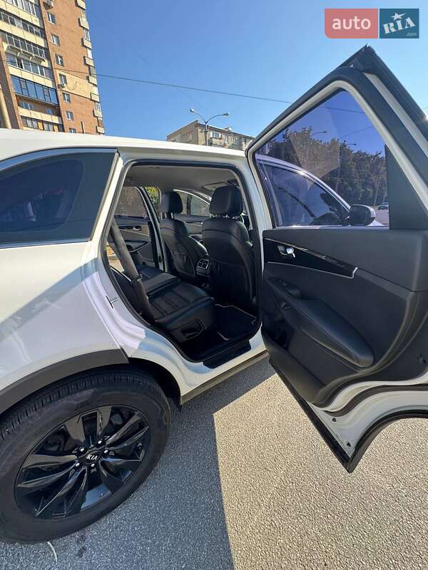 Внедорожник / Кроссовер Kia Sorento 2015 в Харькове