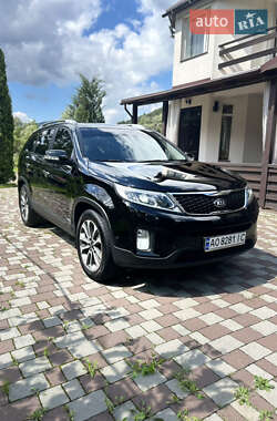 Внедорожник / Кроссовер Kia Sorento 2013 в 