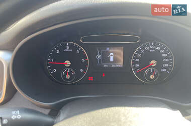 Внедорожник / Кроссовер Kia Sorento 2016 в 