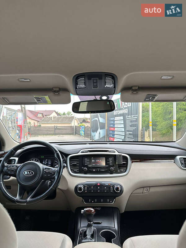 Внедорожник / Кроссовер Kia Sorento 2015 в Ивано-Франковске