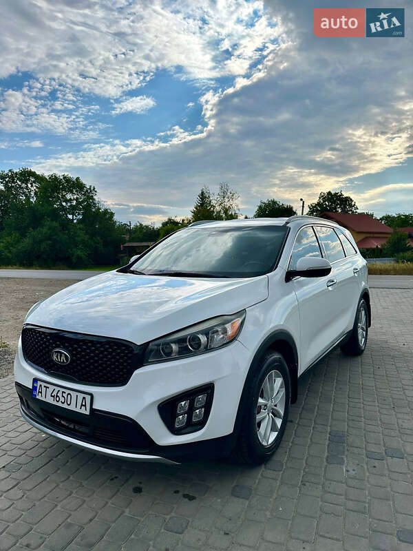 Внедорожник / Кроссовер Kia Sorento 2015 в Ивано-Франковске