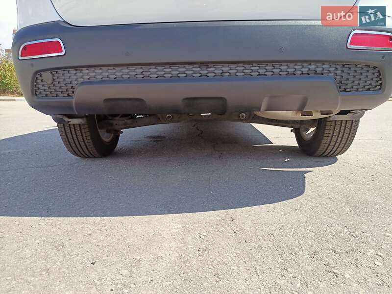 Позашляховик / Кросовер Kia Sorento 2012 в Запоріжжі