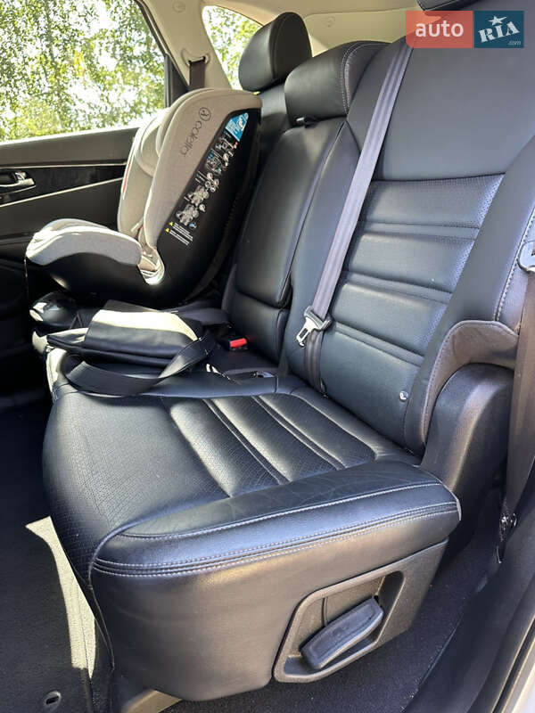 Позашляховик / Кросовер Kia Sorento 2015 в Харкові