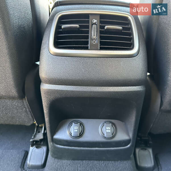 Позашляховик / Кросовер Kia Sorento 2015 в Харкові