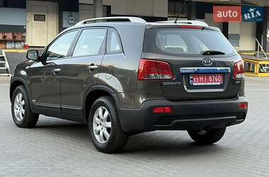 Внедорожник / Кроссовер Kia Sorento 2012 в 