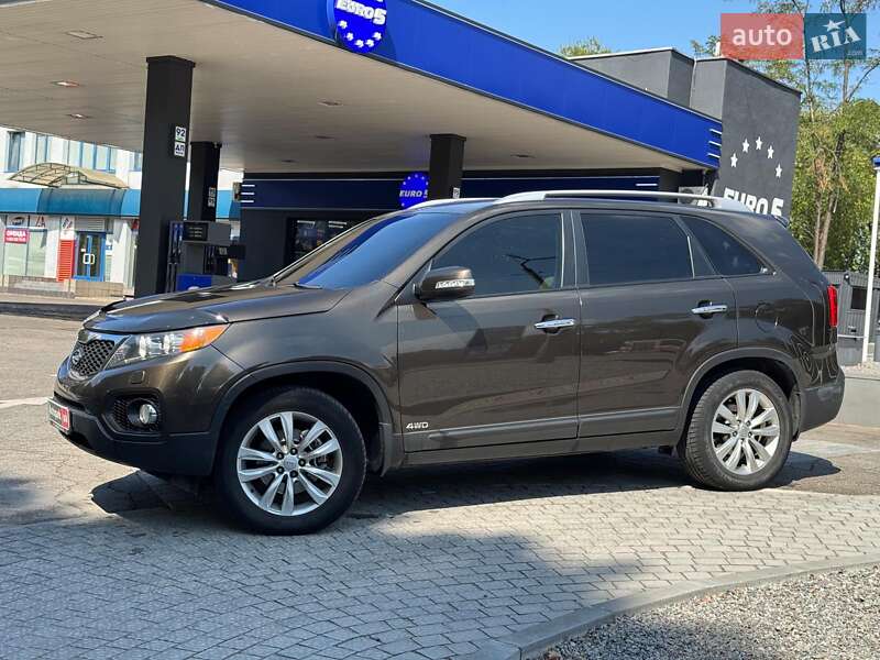 Внедорожник / Кроссовер Kia Sorento 2010 в Запорожье