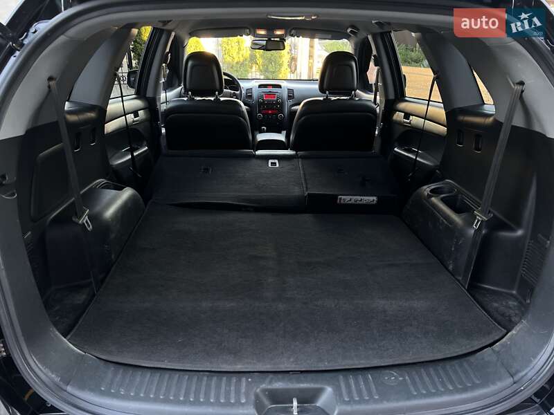 Позашляховик / Кросовер Kia Sorento 2011 в Києві