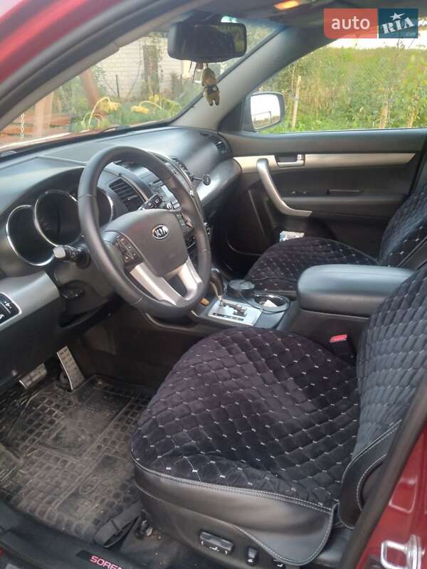 Внедорожник / Кроссовер Kia Sorento 2010 в Иванове