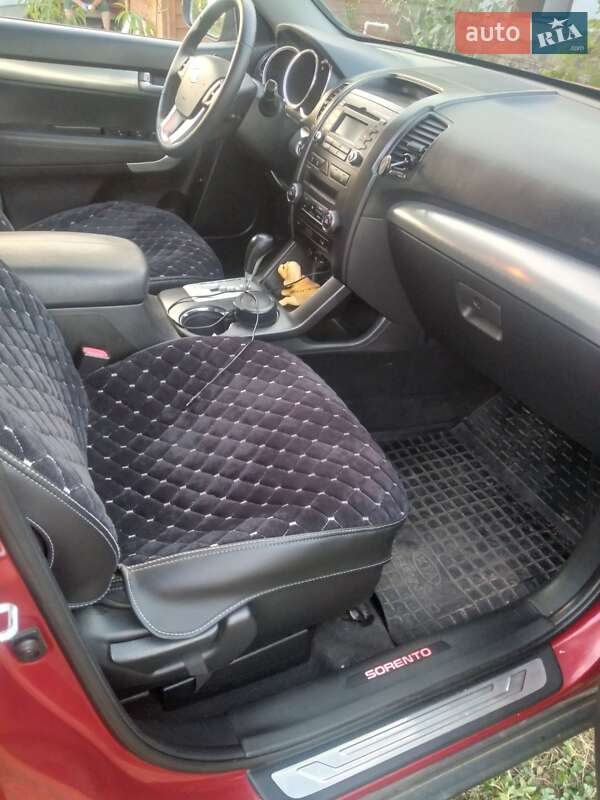 Внедорожник / Кроссовер Kia Sorento 2010 в Иванове
