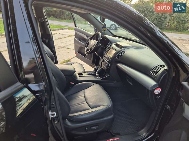 Позашляховик / Кросовер Kia Sorento 2014 в Стрию