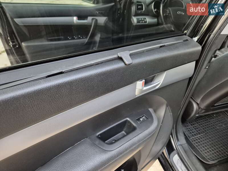 Позашляховик / Кросовер Kia Sorento 2014 в Стрию