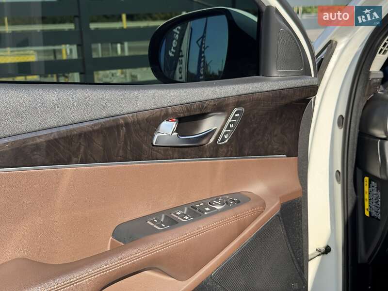 Внедорожник / Кроссовер Kia Sorento 2017 в Ровно фото 15 Внедорожник / Кроссовер Kia Sorento 2017 в Ровно