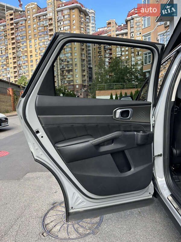 Внедорожник / Кроссовер Kia Sorento 2022 в Киеве