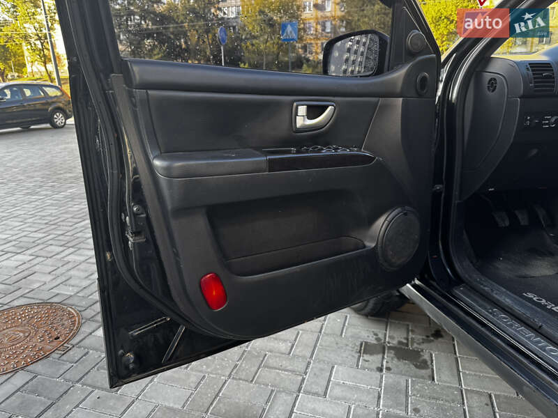 Внедорожник / Кроссовер Kia Sorento 2009 в Днепре