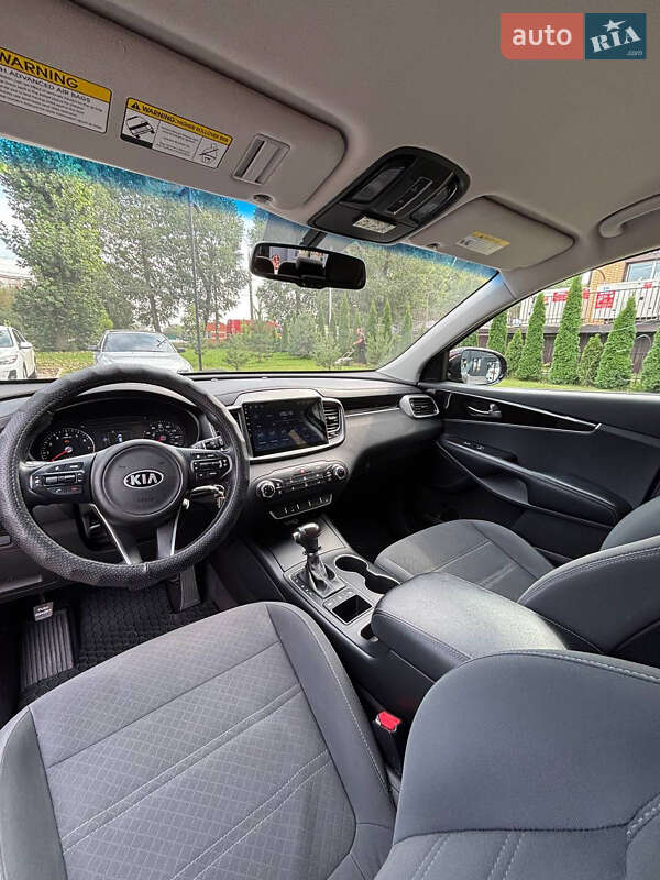 Внедорожник / Кроссовер Kia Sorento 2015 в Хмельницком фото 39 Внедорожник / Кроссовер Kia Sorento 2015 в Хмельницком
