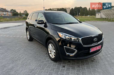 Позашляховик / Кросовер Kia Sorento 2015 в Володимирі