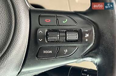 Внедорожник / Кроссовер Kia Sorento 2016 в 
