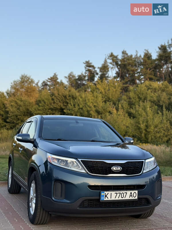 Позашляховик / Кросовер Kia Sorento 2014 в Києві