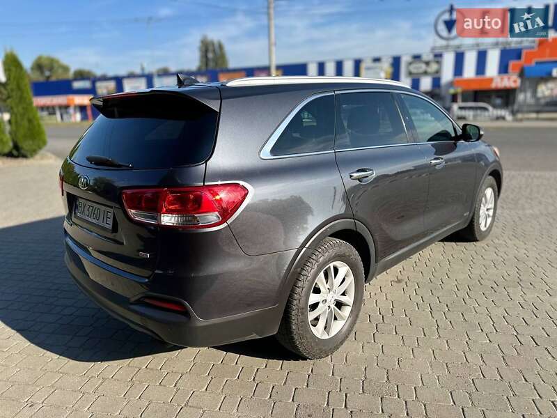 Внедорожник / Кроссовер Kia Sorento 2016 в Шепетовке фото 15 Внедорожник / Кроссовер Kia Sorento 2016 в Шепетовке
