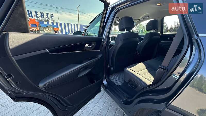 Внедорожник / Кроссовер Kia Sorento 2016 в Шепетовке фото 28 Внедорожник / Кроссовер Kia Sorento 2016 в Шепетовке