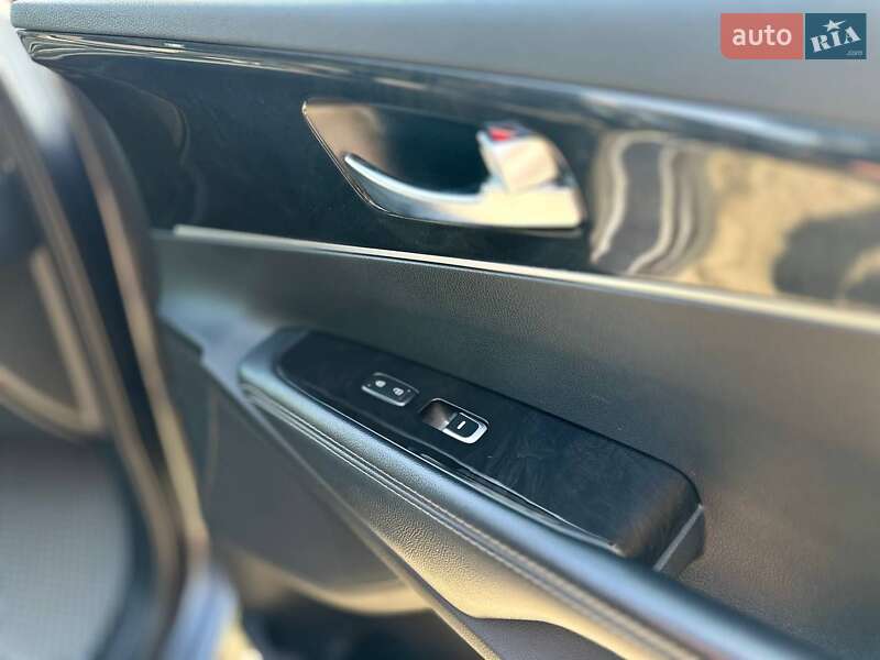 Внедорожник / Кроссовер Kia Sorento 2016 в Шепетовке фото 20 Внедорожник / Кроссовер Kia Sorento 2016 в Шепетовке