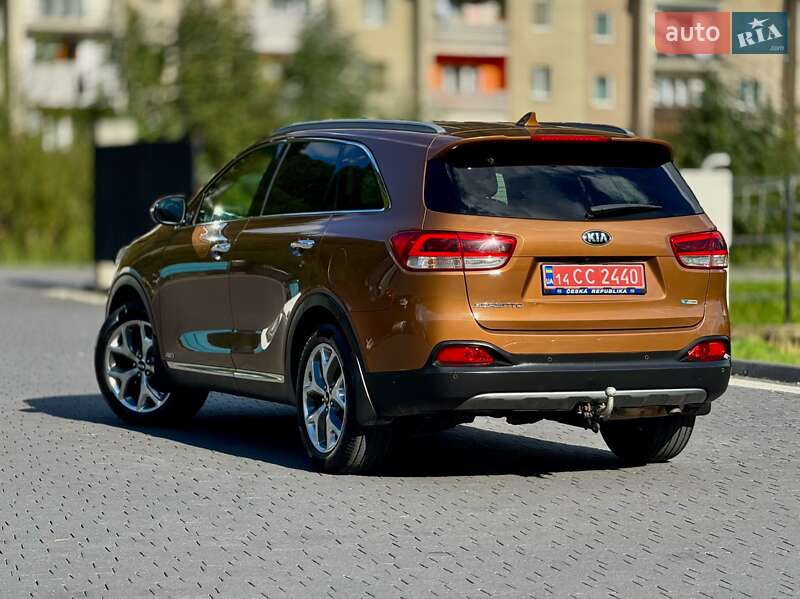 Внедорожник / Кроссовер Kia Sorento 2017 в Межгорье