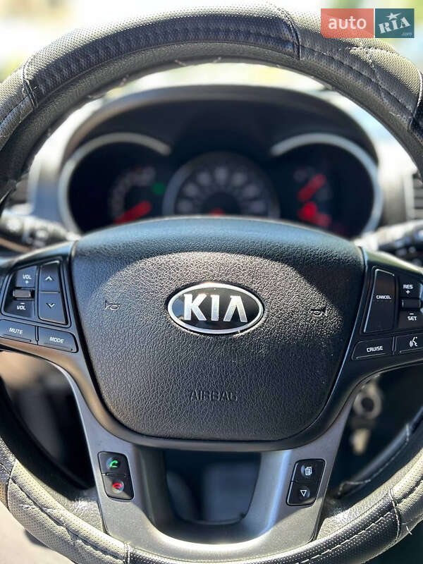 Позашляховик / Кросовер Kia Sorento 2014 в Дрогобичі