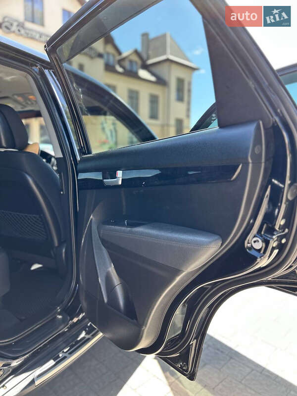 Позашляховик / Кросовер Kia Sorento 2014 в Дрогобичі