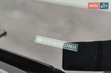 Внедорожник / Кроссовер Kia Sorento 2011 в 