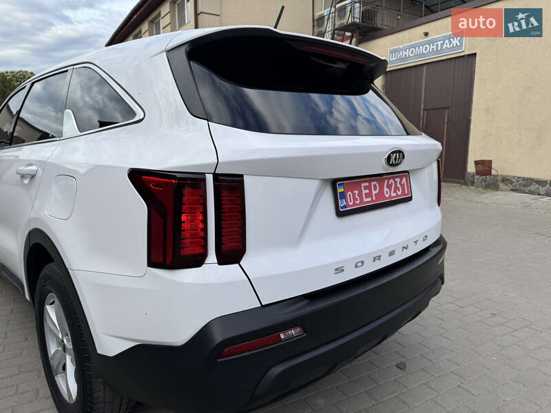 Позашляховик / Кросовер Kia Sorento 2021 в Володимирі