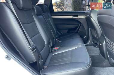 Внедорожник / Кроссовер Kia Sorento 2011 в 