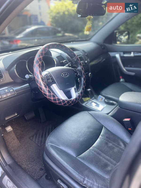 Внедорожник / Кроссовер Kia Sorento 2011 в Одессе