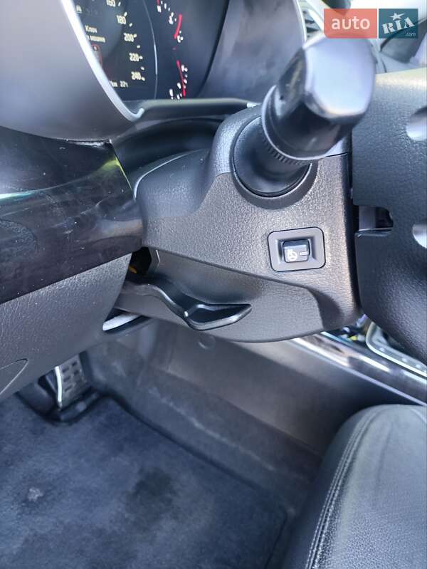 Внедорожник / Кроссовер Kia Sorento 2014 в Могилев-Подольске