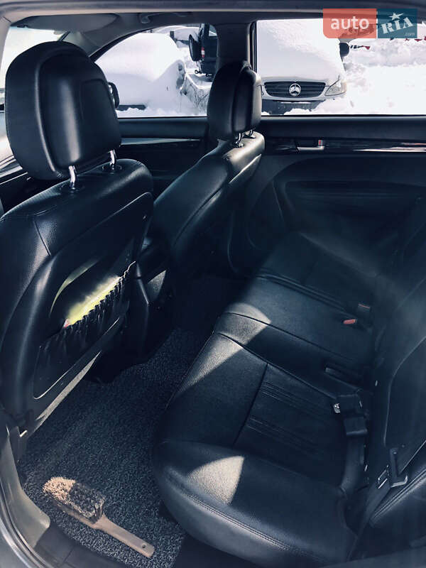 Позашляховик / Кросовер Kia Sorento 2011 в Києві