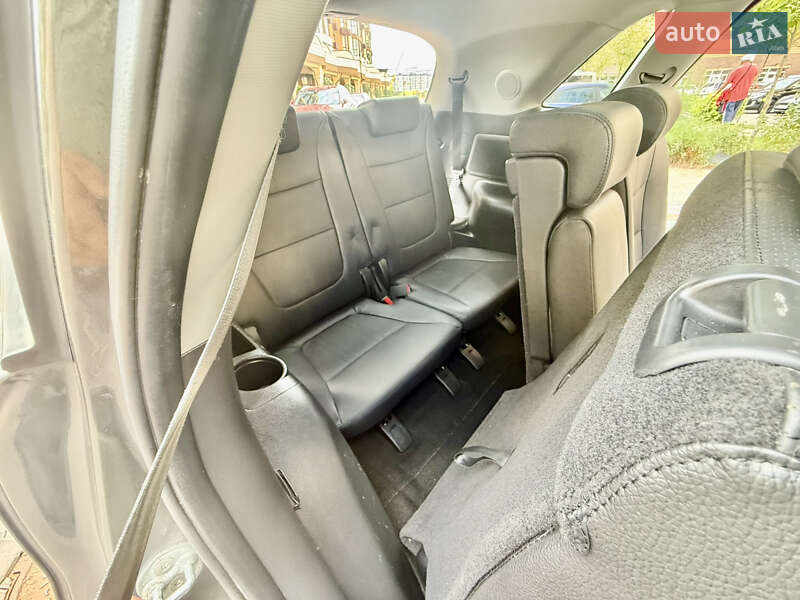 Позашляховик / Кросовер Kia Sorento 2014 в Києві фото 51 Позашляховик / Кросовер Kia Sorento 2014 в Києві